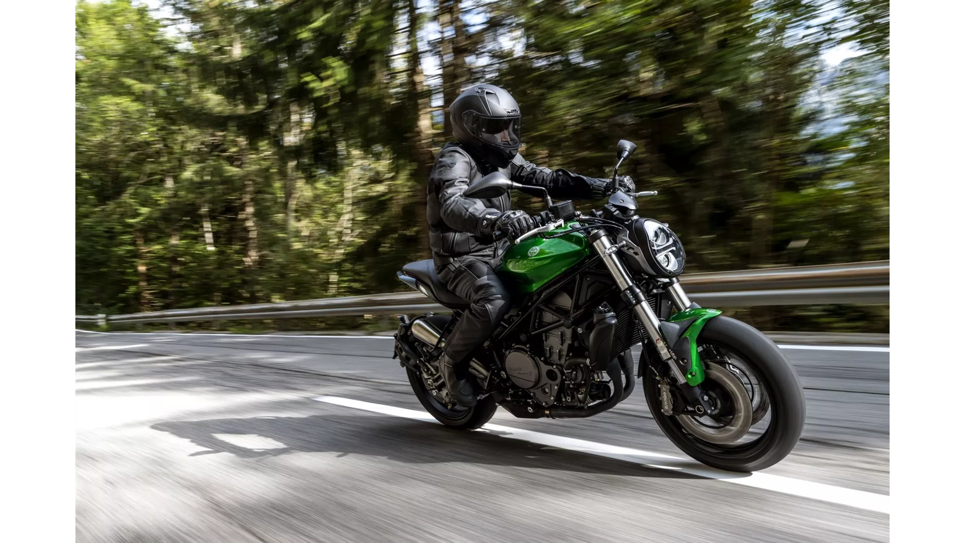 Benelli 752 S - Image 3 Benelli 752 S - Image 3