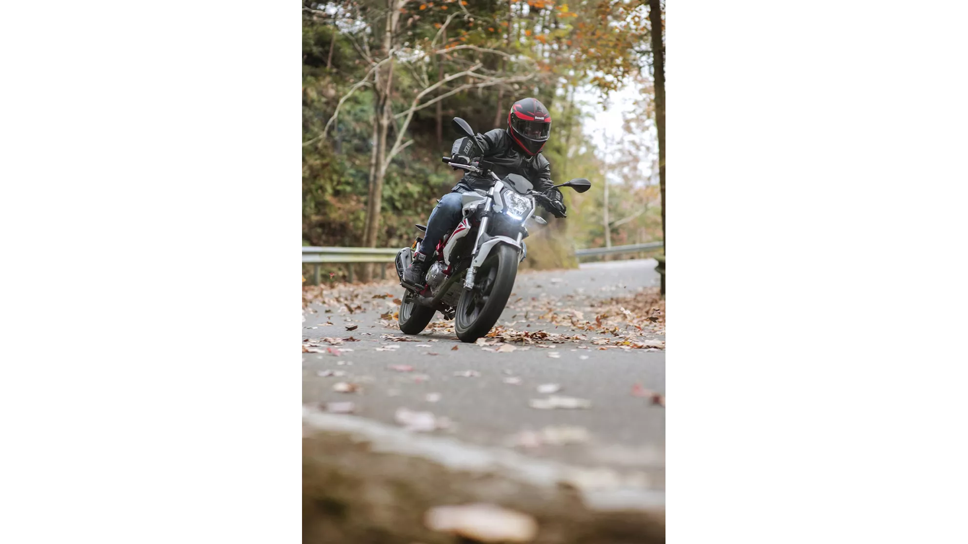 Benelli BN 125 - Image 4 Benelli BN 125 - Image 4