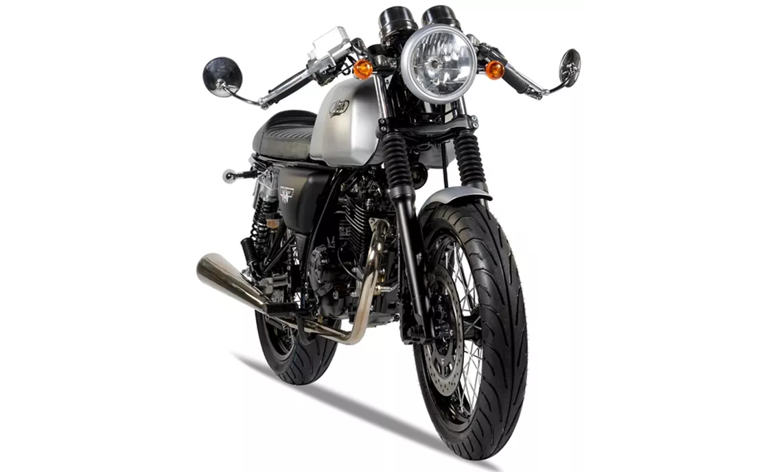 Color Format Racer Mash Cafe Racer 125 Silver Edition 2020 vs Zontes 125 G1 2023