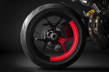 Ducati Hypermotard 950 RVE 2020 - Bild 5 Ducati Hypermotard 950 RVE 2020 - Bild 5