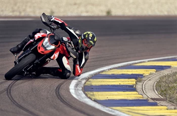 Ducati Hypermotard 950 RVE 2020 - Bild 17 Ducati Hypermotard 950 RVE 2020 - Bild 17