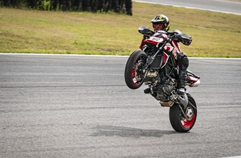 Ducati Hypermotard 950 RVE 2020 - Bild 19 Ducati Hypermotard 950 RVE 2020 - Bild 19