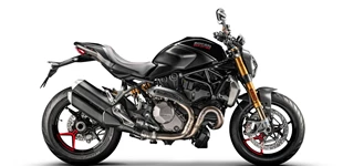 Ducati Hypermotard 950 SP 2021 vs Ducati Monster 1200 S 2020 Ducati Hypermotard 950 SP 2021 vs Ducati Monster 1200 S 2020