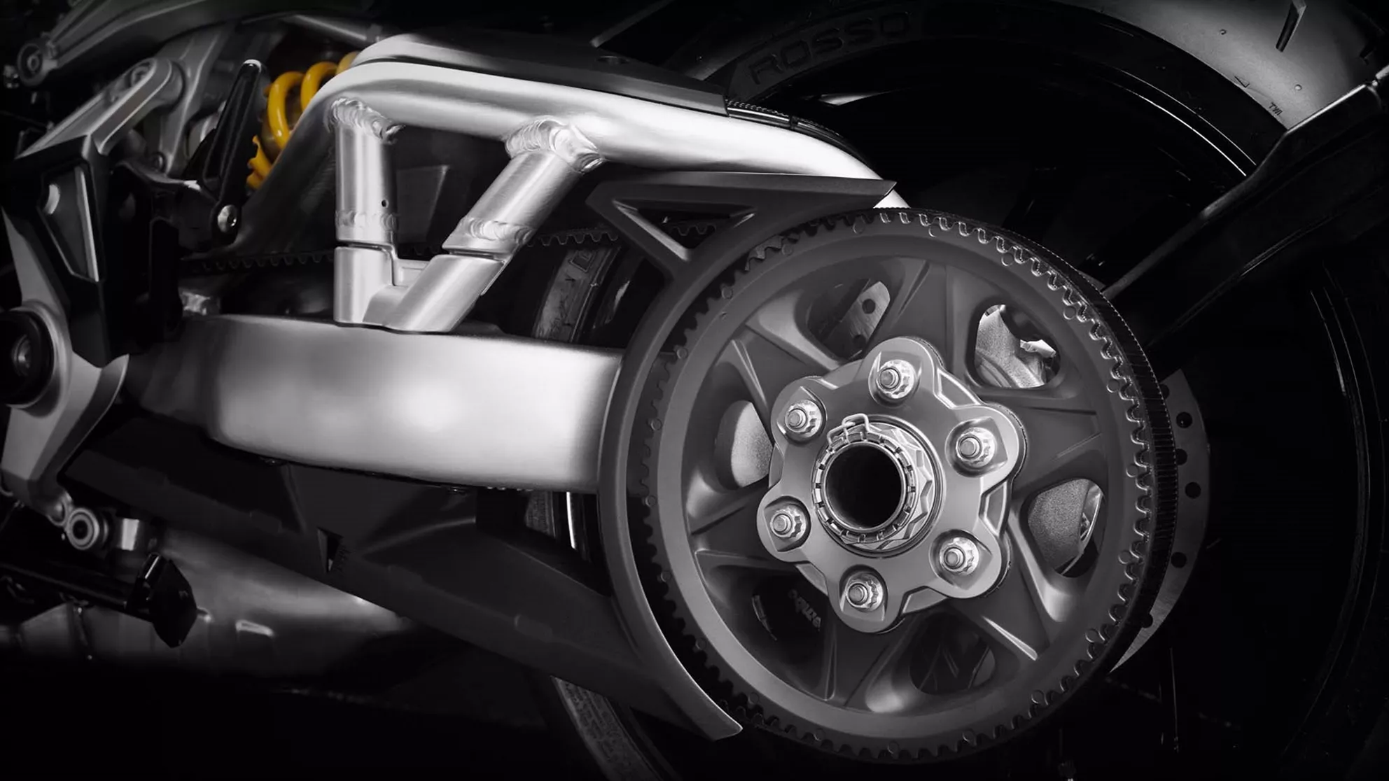 Ducati XDiavel - Resim 6