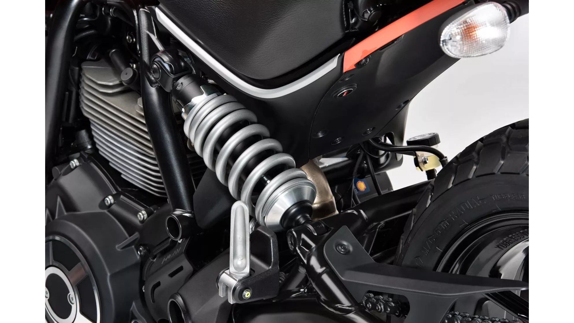 Ducati Scrambler Sixty2 - Image 24