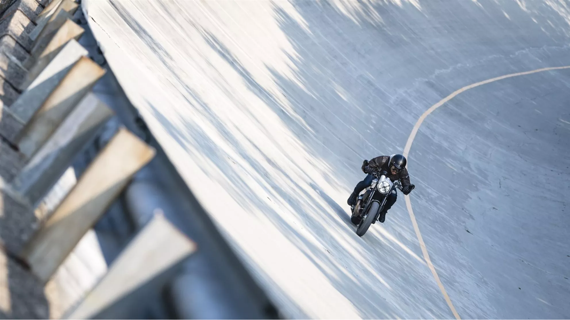Ducati Scrambler Cafe Racer - Obrázok 1