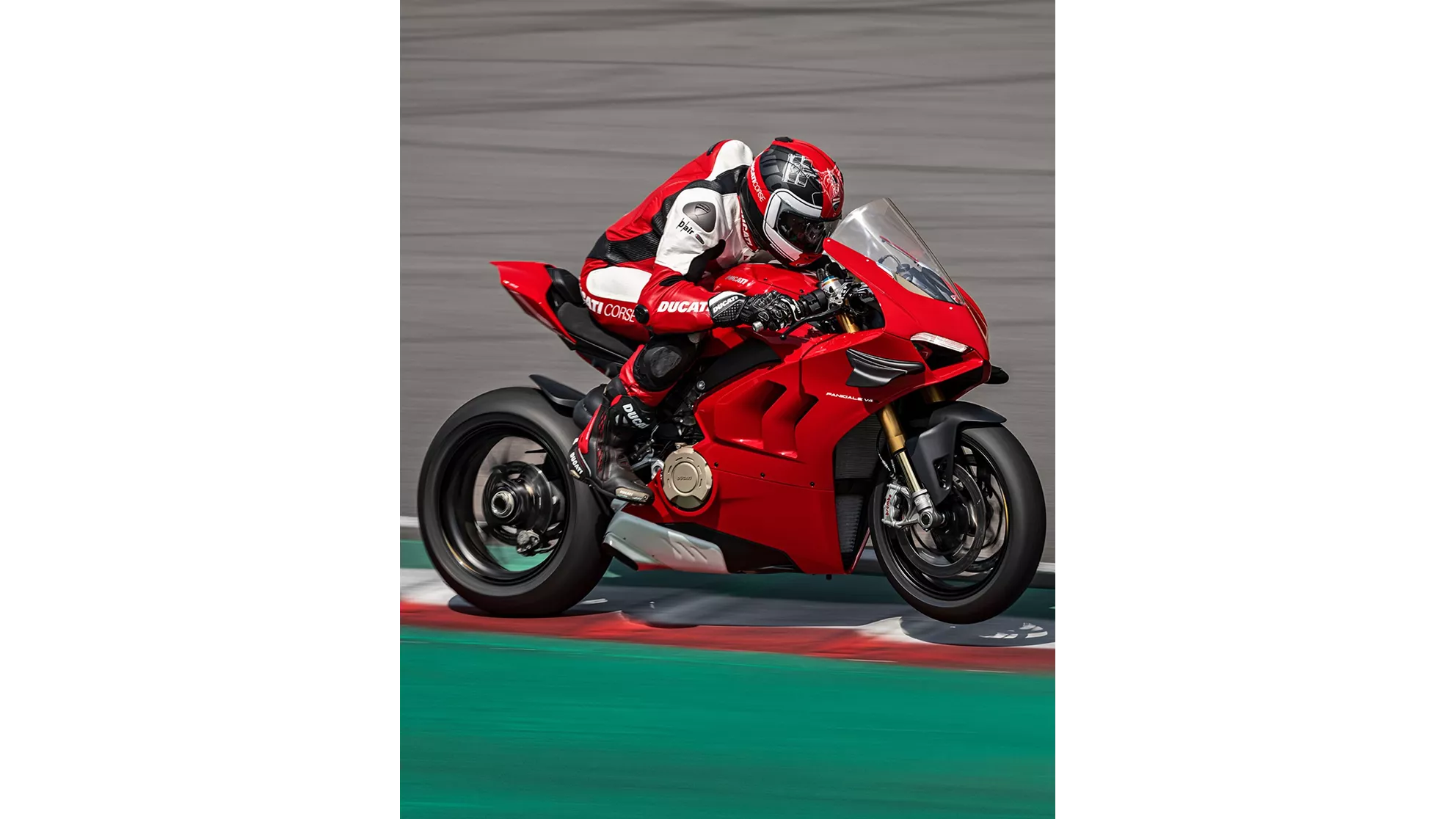 Ducati Panigale V4 S - Image 4 Ducati Panigale V4 S - Image 4