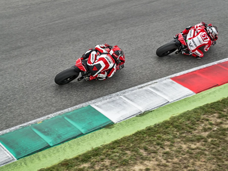 Ducati Panigale V4 R Bild 2: Ducati Panigale V4 R