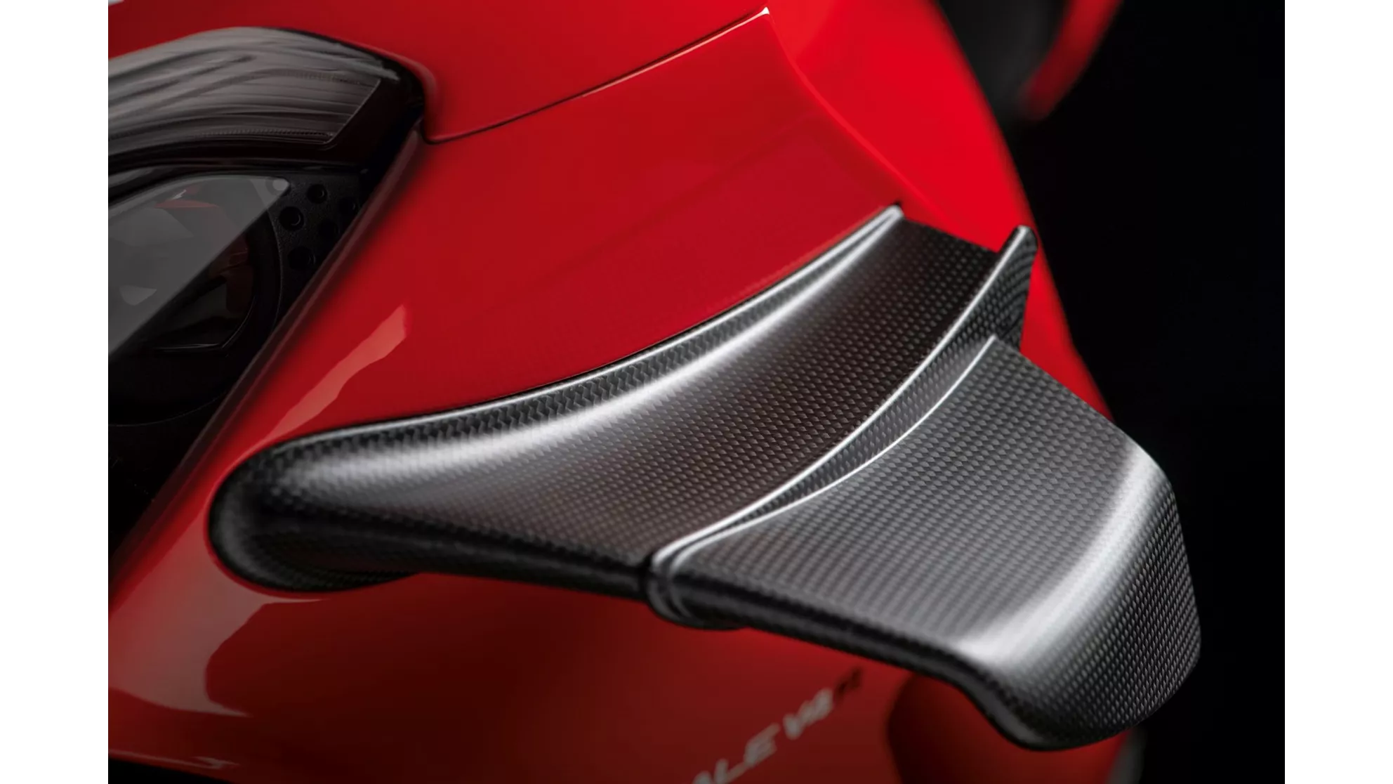 Ducati Panigale V4 R - Image 19 Ducati Panigale V4 R - Image 19