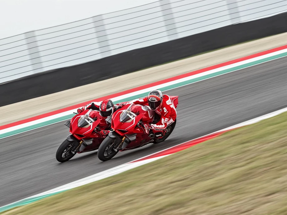 Ducati Panigale V4 R Bild 76: Ducati Panigale V4 R