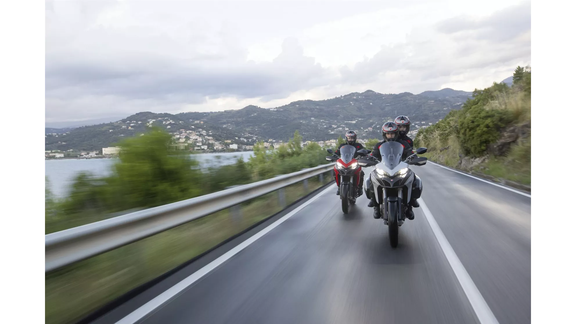 Ducati Multistrada 950 S - Image 2 Ducati Multistrada 950 S - Image 2