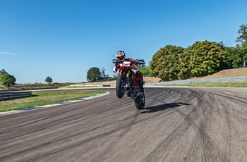 Ducati Hypermotard 950 SP 2020 - Bild 15 Ducati Hypermotard 950 SP 2020 - Bild 15