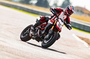 Ducati Hypermotard 950 SP 2020 - Bild 16 Ducati Hypermotard 950 SP 2020 - Bild 16