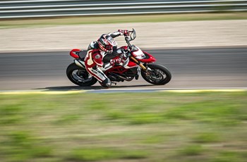 Ducati Hypermotard 950 SP 2020 - Bild 29 Ducati Hypermotard 950 SP 2020 - Bild 29