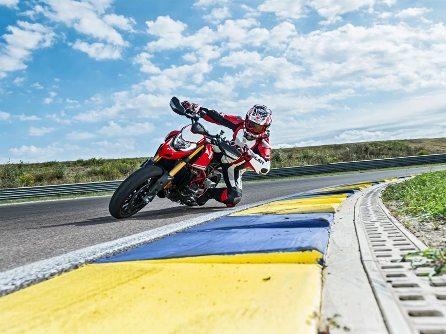 Ducati Hypermotard 950 SP Bild 37: Ducati Hypermotard 950 SP