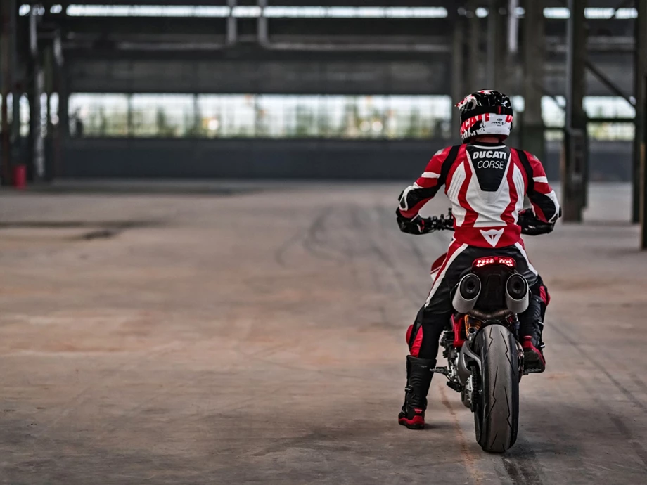 Ducati Hypermotard 950 SP Bild 44: Ducati Hypermotard 950 SP