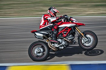 Ducati Hypermotard 950 SP 2020 - Bild 48 Ducati Hypermotard 950 SP 2020 - Bild 48