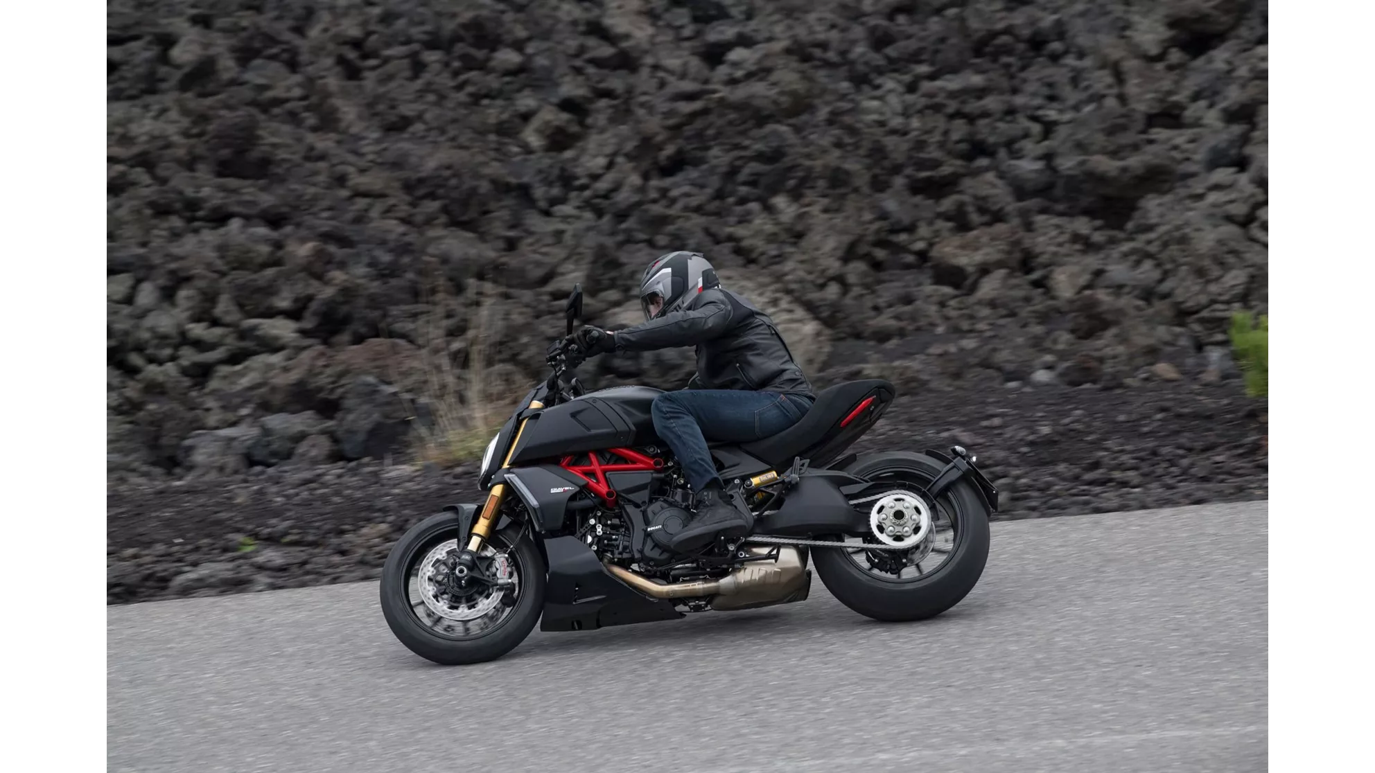 Ducati Diavel 1260 S - Image 2 Ducati Diavel 1260 S - Image 2