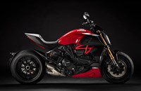Ducati Diavel 1260 S Red 2020 - Bild 1