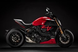 Ducati Diavel 1260 S Red 2020