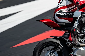 Ducati Streetfighter V4 S 2020 - Bild 11 Ducati Streetfighter V4 S 2020 - Bild 11