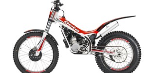 Beta Evo 80 2020 vs Beta Evo 80 Junior 2011