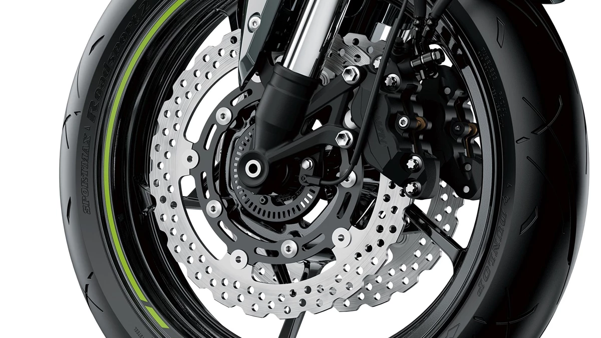 Kawasaki Z900 Bild 19: Kawasaki Z900