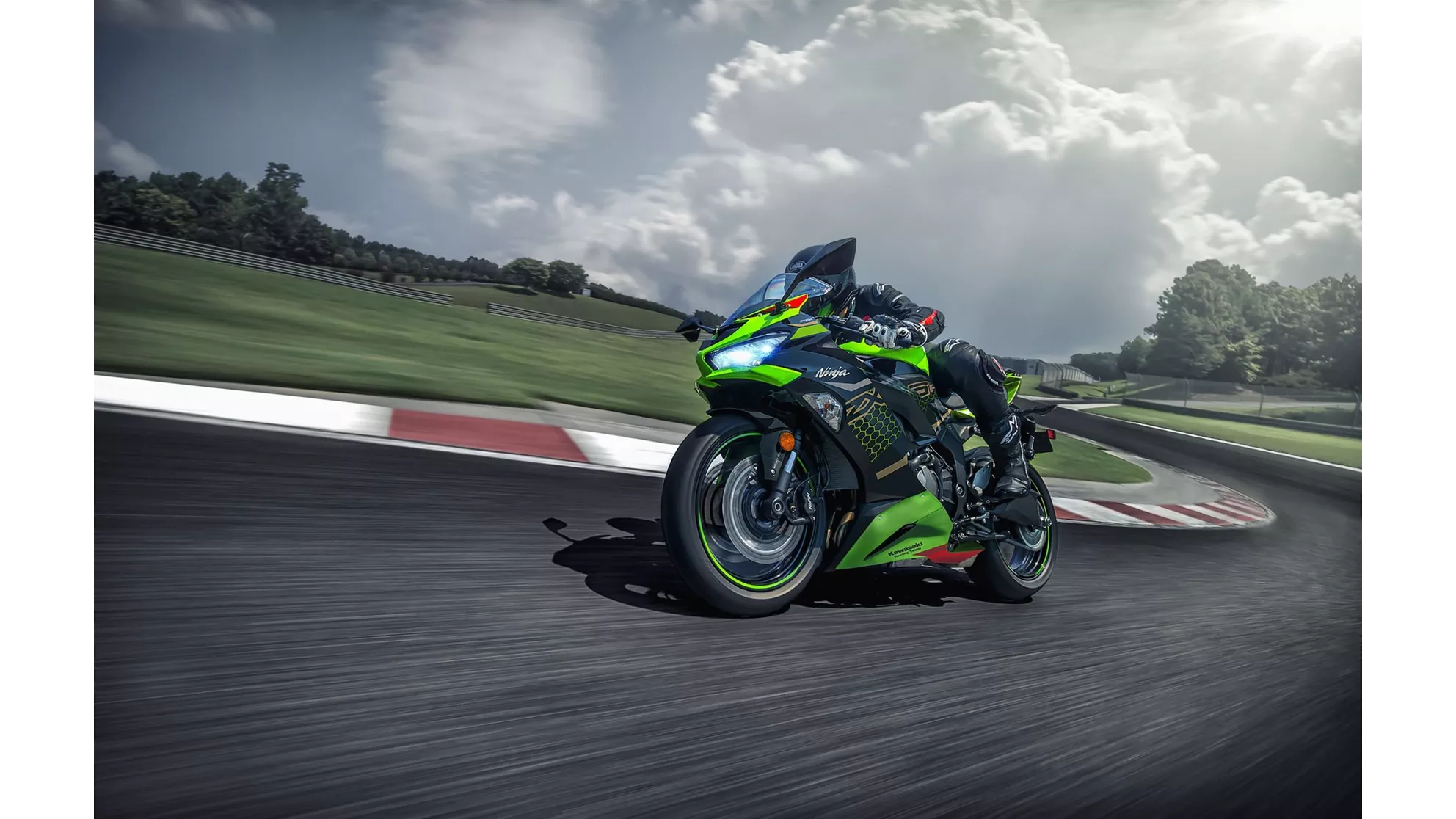 Kawasaki Ninja ZX-6R - Image 4 Kawasaki Ninja ZX-6R - Image 4