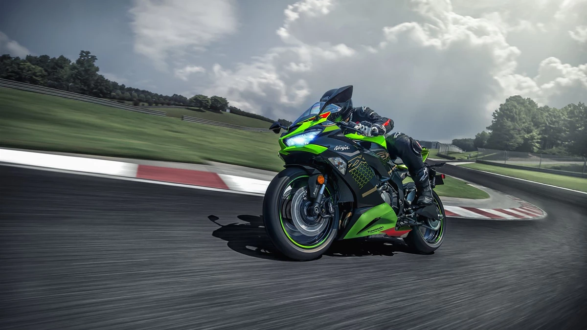 Kawasaki Ninja ZX-6R Bild 5: Kawasaki Ninja ZX-6R