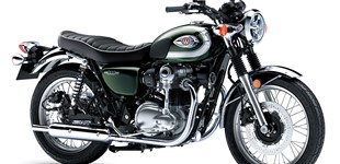Kawasaki W 800 2020 vs Moto Guzzi V7 Classic 2012