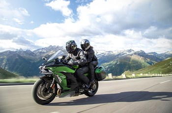 Kawasaki Ninja H2 SX SE+ 2020 - Bild 11 Kawasaki Ninja H2 SX SE+ 2020 - Bild 11