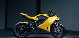 Damon Motorcycles Hypersport 2020 vs Kawasaki Ninja H2R 2025