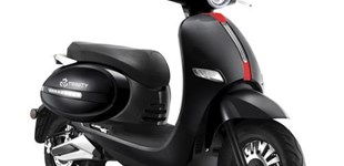 Trinity Uranus R 2020 vs Vespa Elettrica 70 km/h 2022