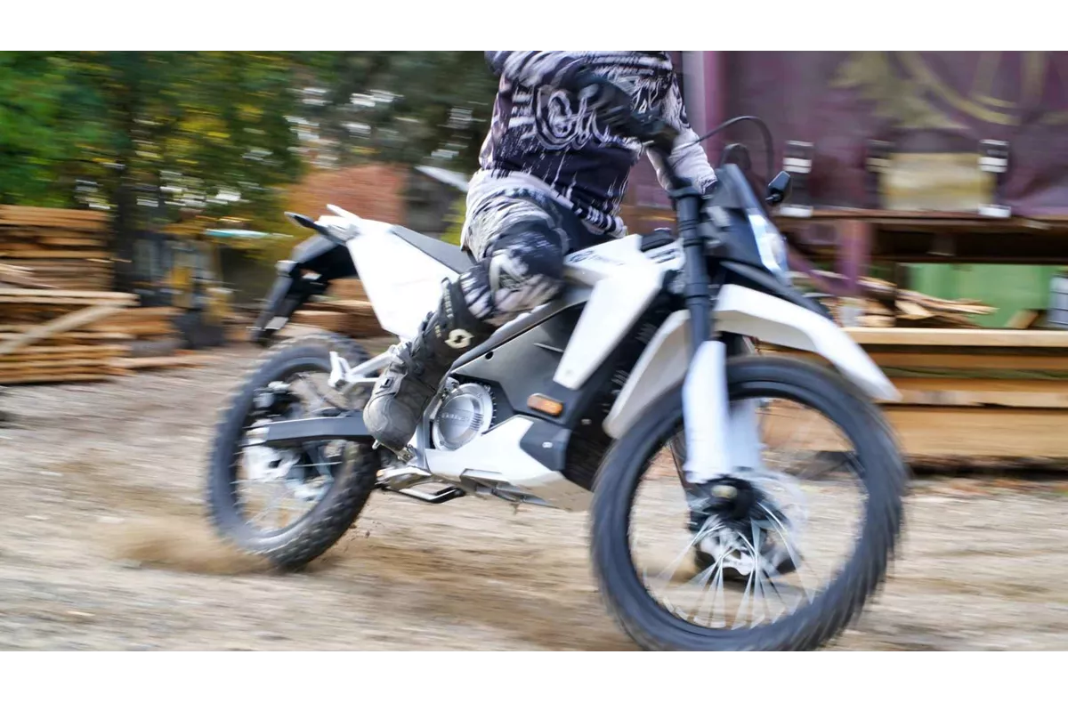 Trinity Neon X Trinity Neon X