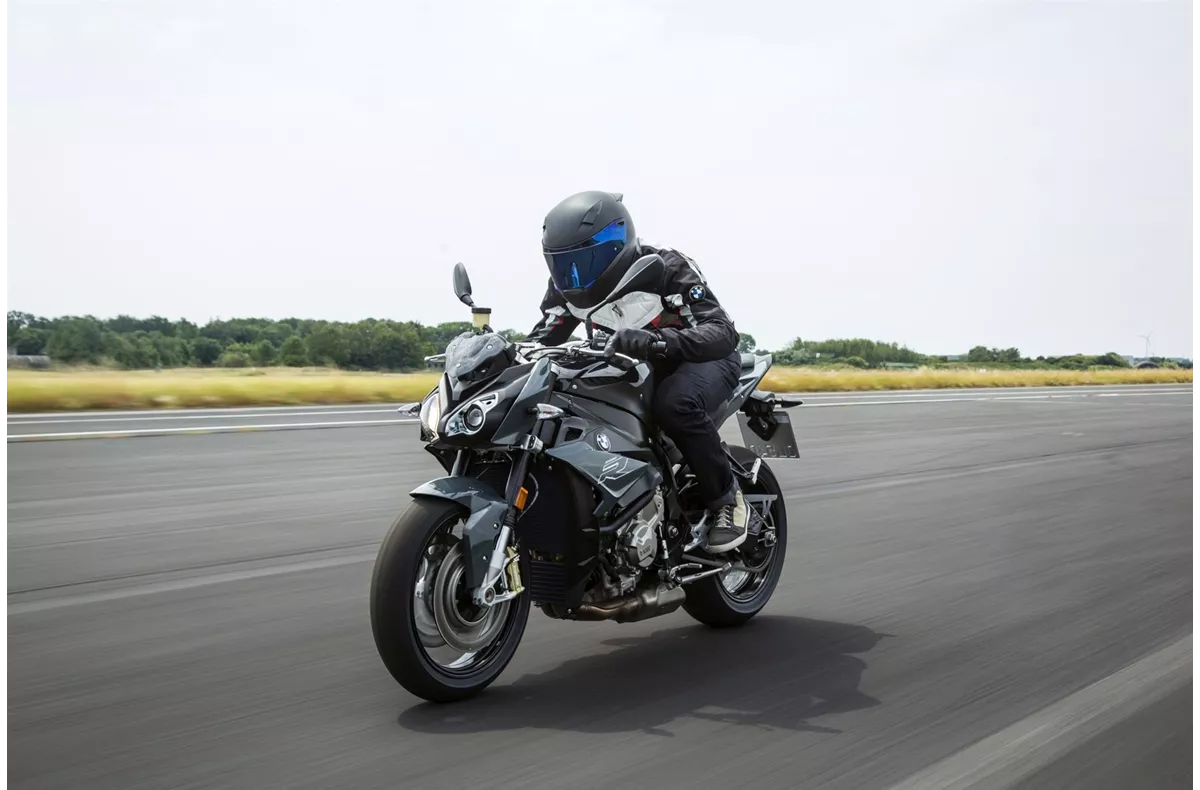 BMW S 1000 R BMW S 1000 R