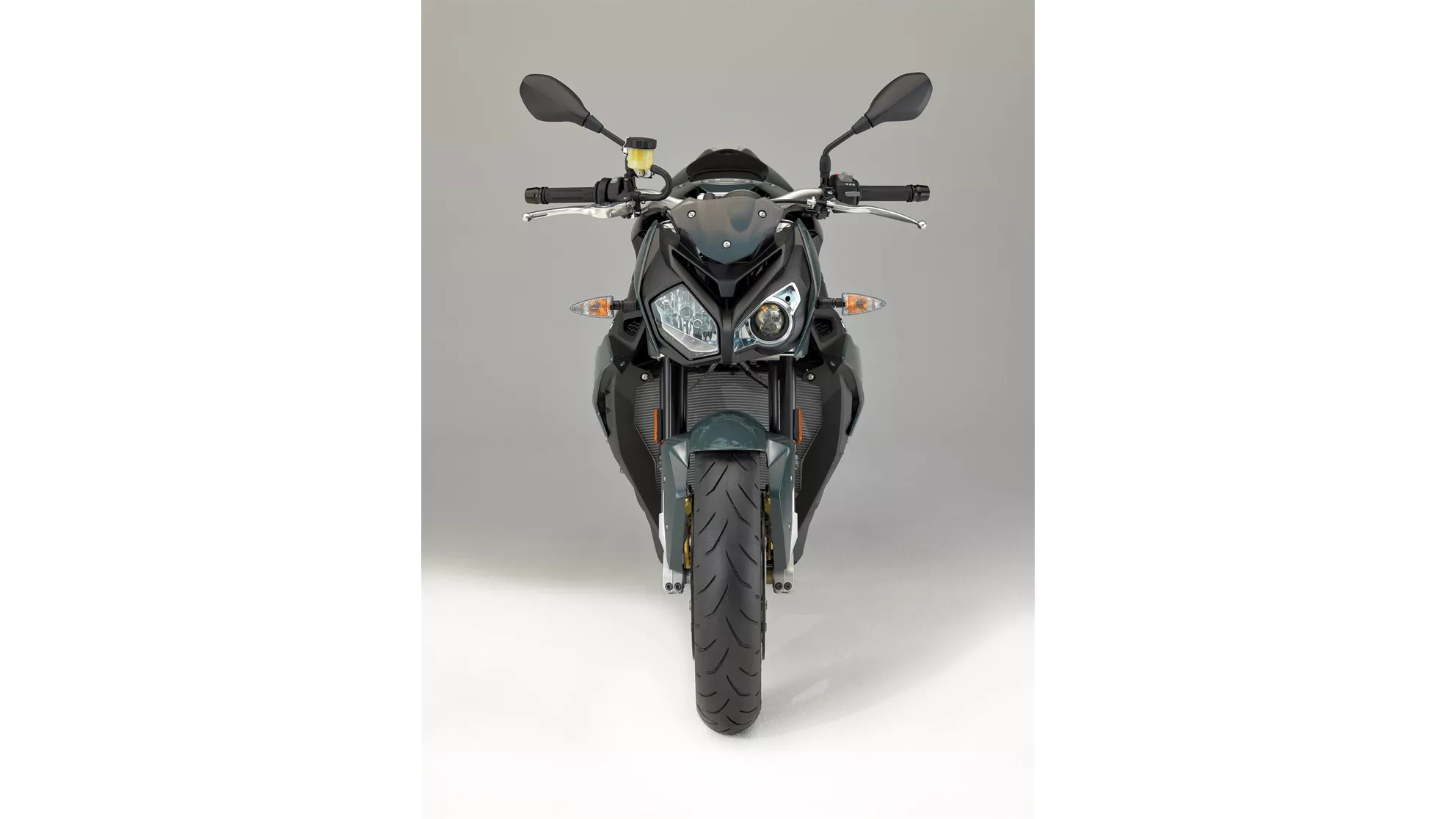 BMW S 1000 R - Image 18 BMW S 1000 R - Image 18