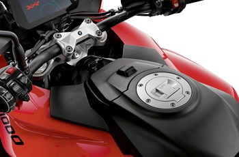 BMW S 1000 XR 2020 - Bild 18 BMW S 1000 XR 2020 - Bild 18