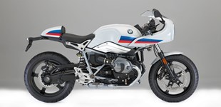 Kawasaki Z900 RS Cafe 2018 vs BMW R nineT Racer 2020