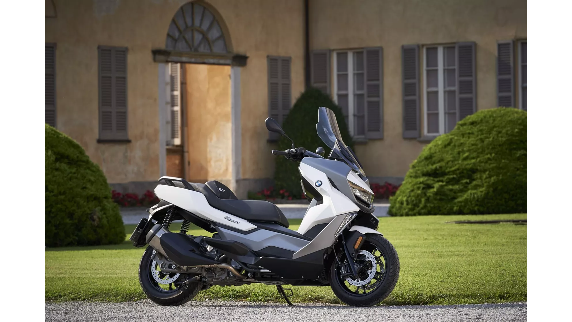 BMW C 400 GT - Image 15 BMW C 400 GT - Image 15