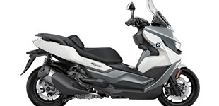 Honda Integra 2016 vs BMW C 400 GT 2020