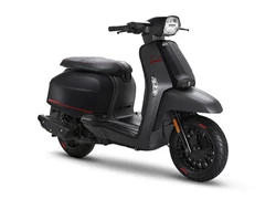 Lambretta V125 Special Pirelli Edition Lambretta V125 Special Pirelli Edition