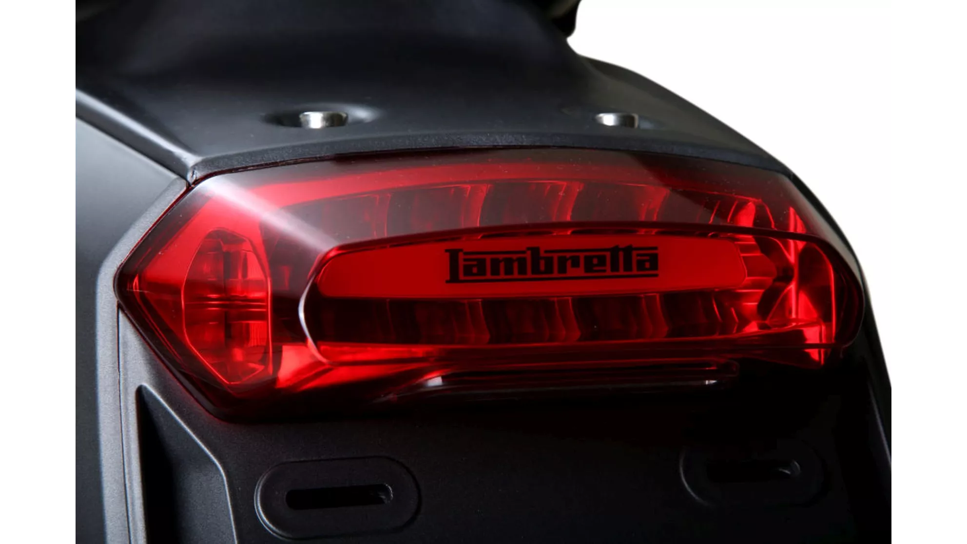 Lambretta V125 Special Pirelli Edition - Bild 7