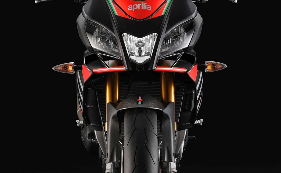 Aprilia Tuono V4 1100 Factory Bild 2: Aprilia Tuono V4 1100 Factory