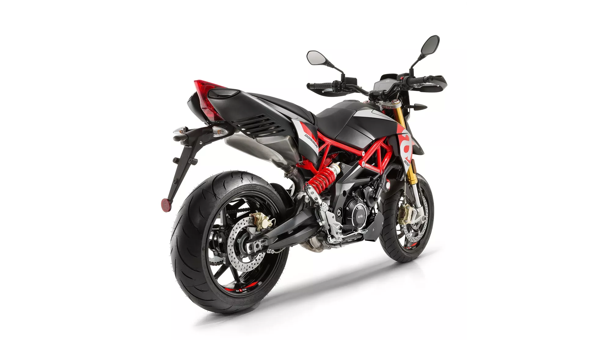 Aprilia Dorsoduro 900 - Image 4 Aprilia Dorsoduro 900 - Image 4