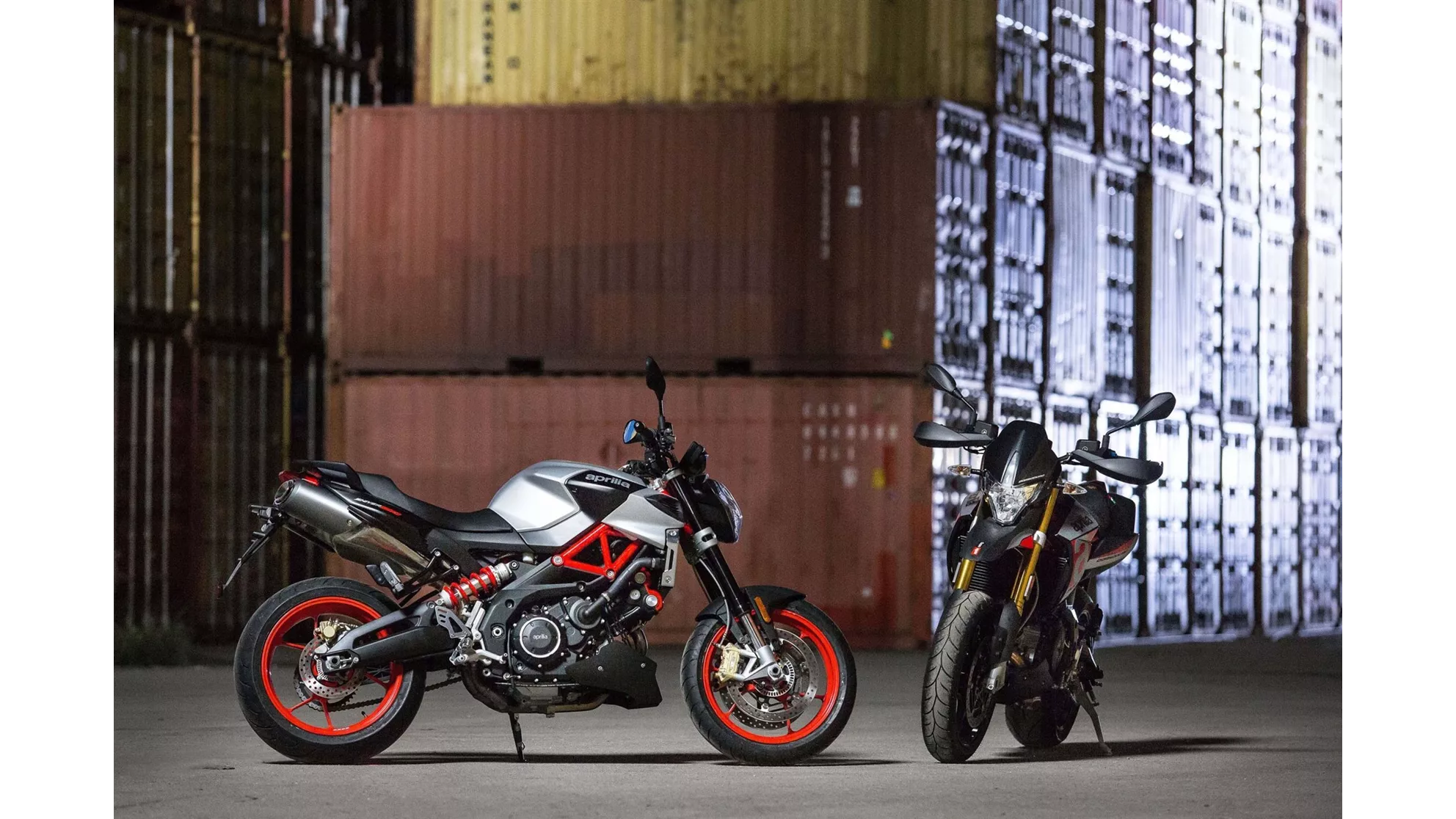 Aprilia Dorsoduro 900 - Image 9 Aprilia Dorsoduro 900 - Image 9