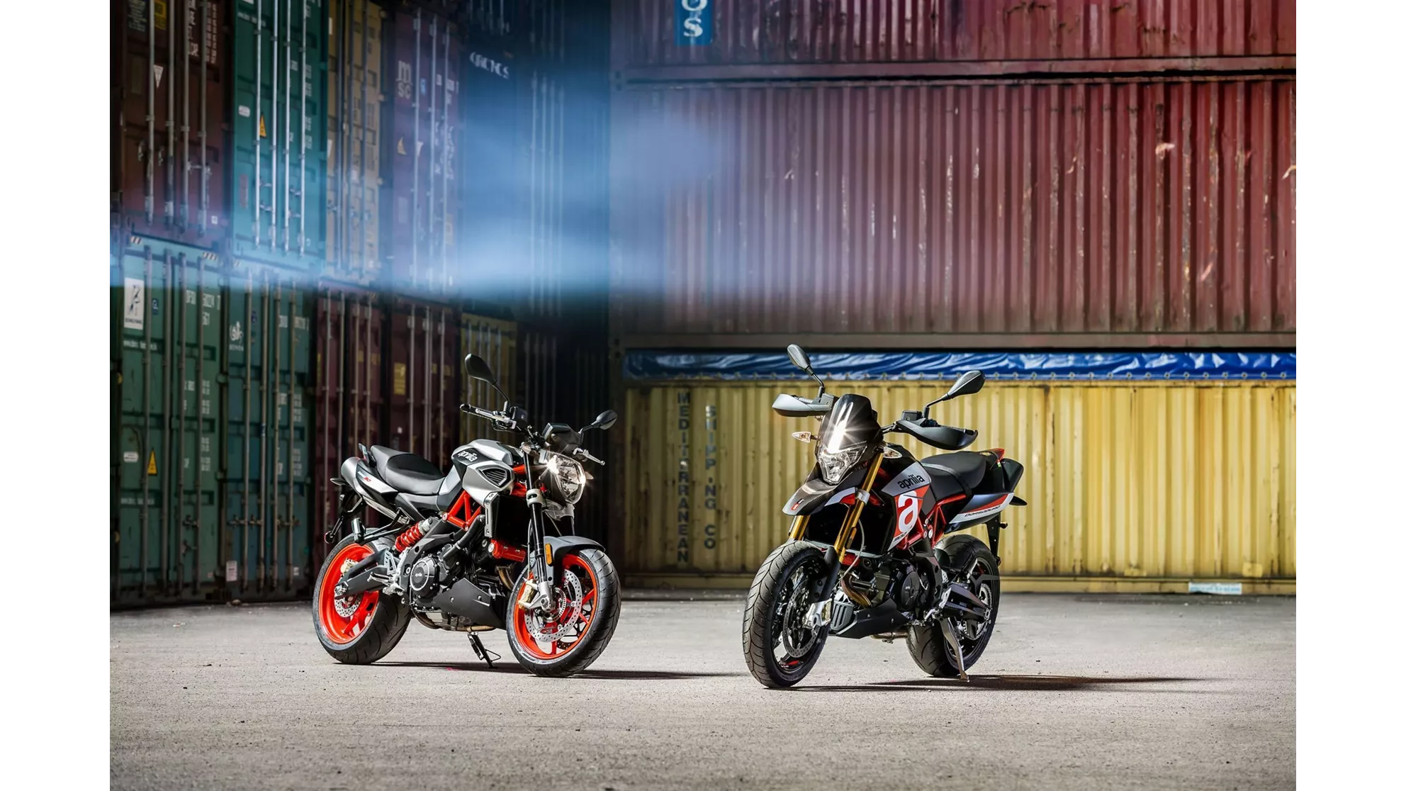 Aprilia Dorsoduro 900 - Image 14 Aprilia Dorsoduro 900 - Image 14