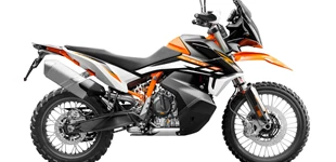 QJ Motor SRT 700X 2023 vs KTM 890 Adventure R 2021 QJ Motor SRT 700X 2023 vs KTM 890 Adventure R 2021