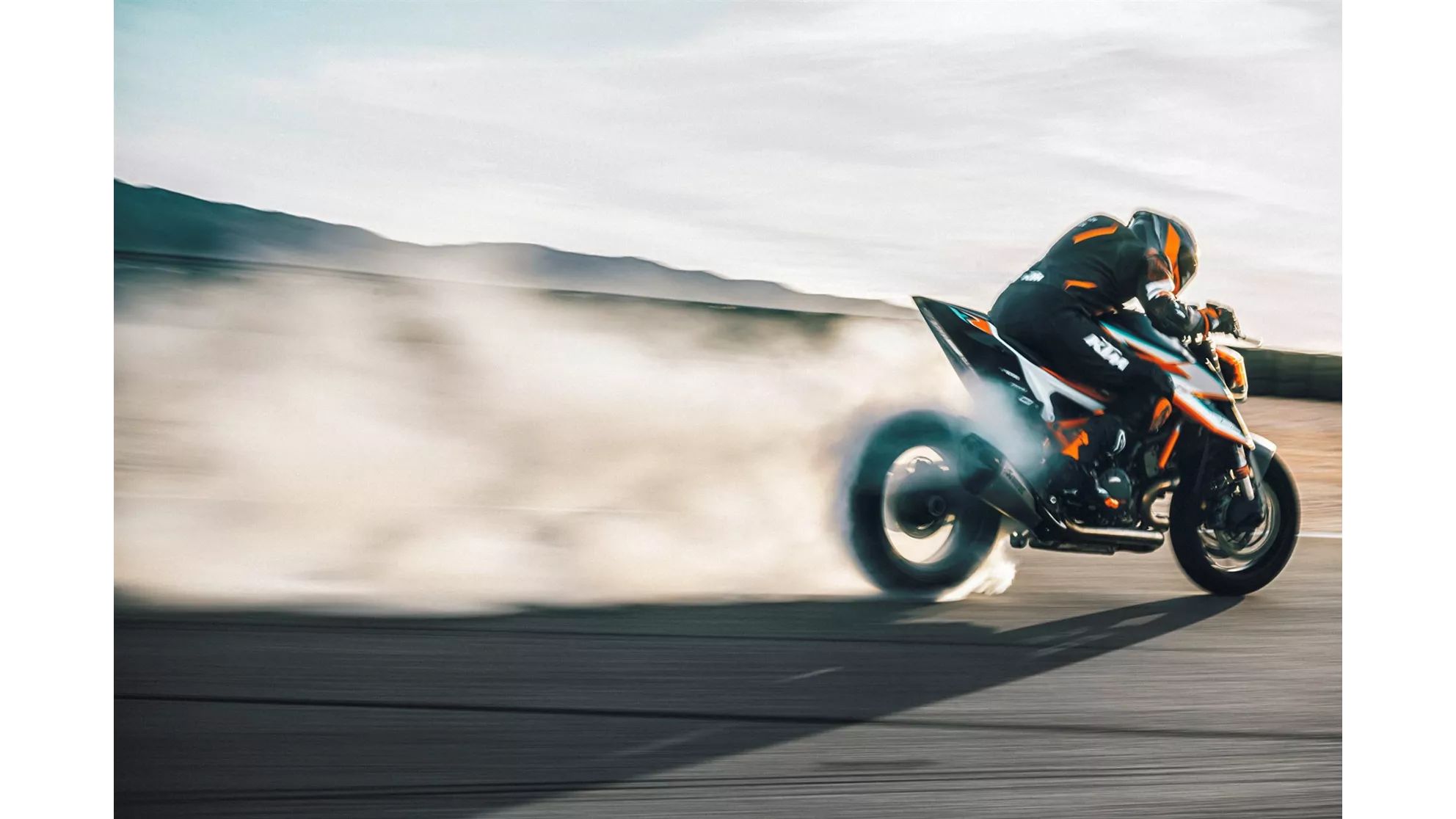 KTM 1290 Super Duke RR - Image 3 KTM 1290 Super Duke RR - Image 3