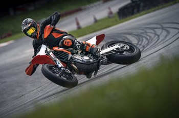 KTM 450 SMR 2021 - Bild 3 KTM 450 SMR 2021 - Bild 3