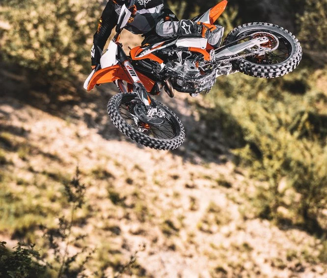 KTM 250 SX-F Bild 5: KTM 250 SX-F